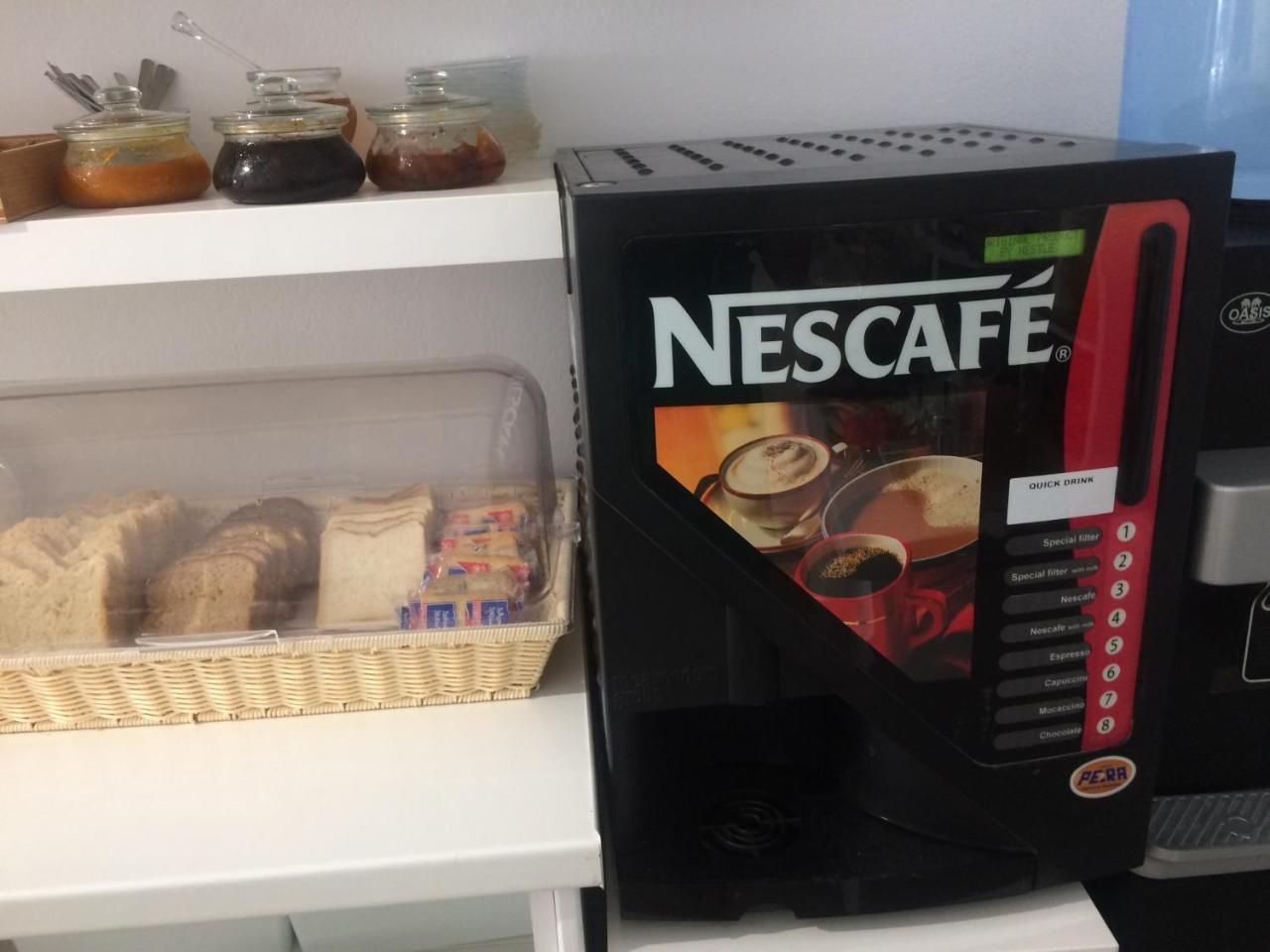 斯坦法诺公寓酒店 纳乌萨 外观 照片